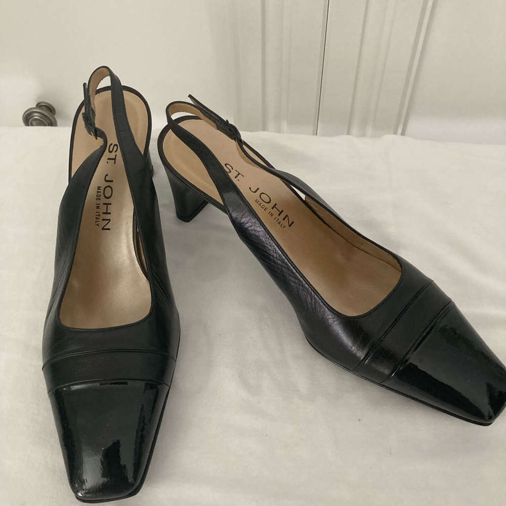 St. John’s Vintage Size 9 Slingbacks
